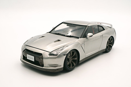 1/24 ID131 NISSAN GT-R（R35）エンジン付き 